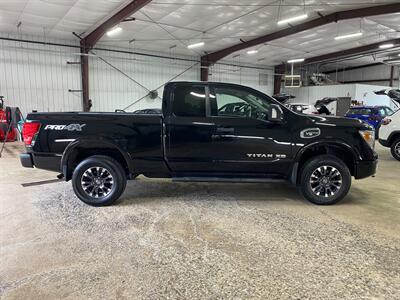2018 Nissan Titan PRO-4X - Photo 5 - Metropolis, IL 62960