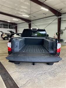 2018 Nissan Titan PRO-4X - Photo 8 - Metropolis, IL 62960