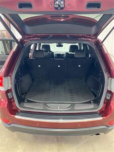 2019 Jeep Grand Cherokee Limited - Photo 9 - Metropolis, IL 62960