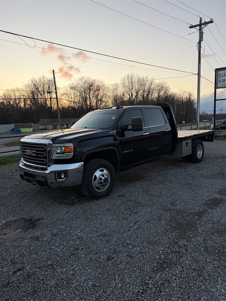 2017 GMC Sierra 3500 SLE   - Photo 1 - Metropolis, IL 62960