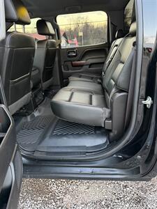 2017 GMC Sierra 3500 SLE - Photo 9 - Metropolis, IL 62960