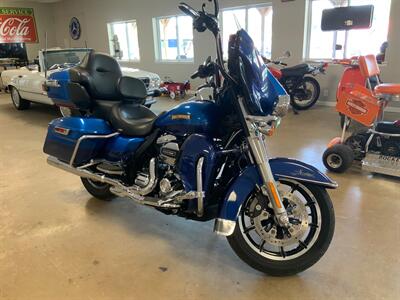 2017 Harley-Davidson Ultra Limited   - Photo 1 - Metropolis, IL 62960