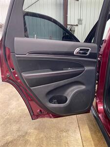 2017 Jeep Grand Cherokee Trailhawk   - Photo 21 - Metropolis, IL 62960