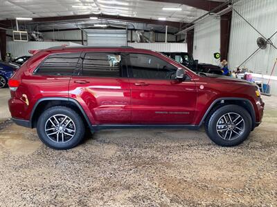 2017 Jeep Grand Cherokee Trailhawk   - Photo 5 - Metropolis, IL 62960