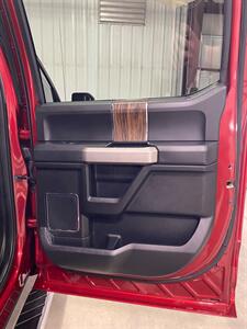 2019 Ford F-150 Lariat   - Photo 24 - Metropolis, IL 62960