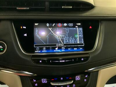 2017 Cadillac XT5 Premium Luxury   - Photo 16 - Metropolis, IL 62960