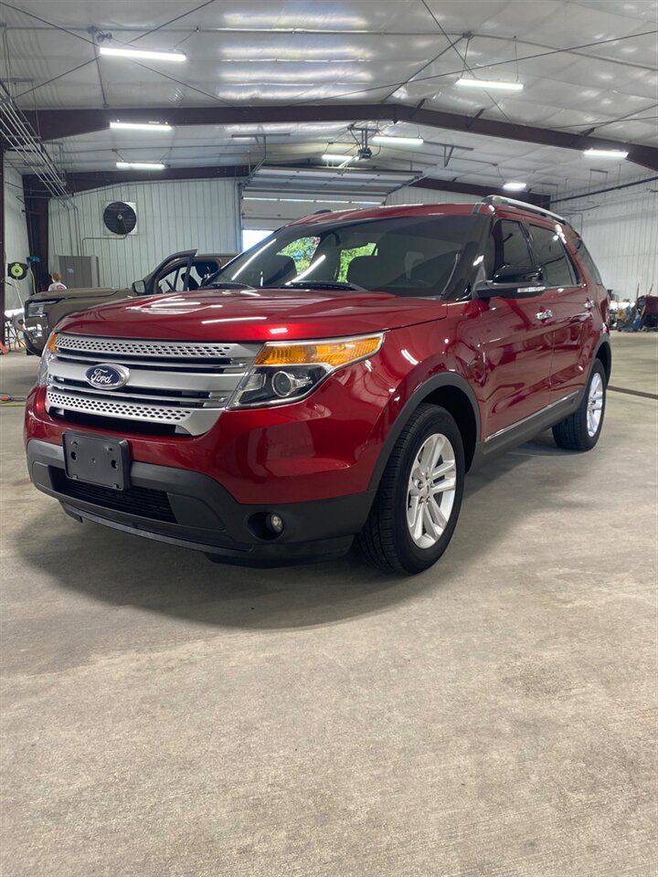 2015 Ford Explorer XLT - Photo 1 - Metropolis, IL 62960