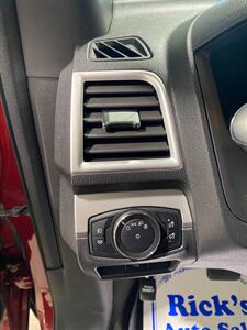 2015 Ford Explorer XLT   - Photo 15 - Metropolis, IL 62960