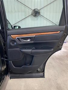 2017 Honda CR-V Touring   - Photo 22 - Metropolis, IL 62960