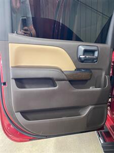 2018 GMC Sierra 3500 Denali   - Photo 22 - Metropolis, IL 62960