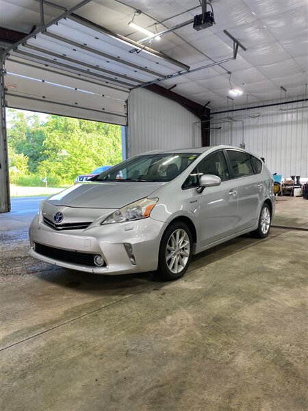 2012 Toyota Prius V  
