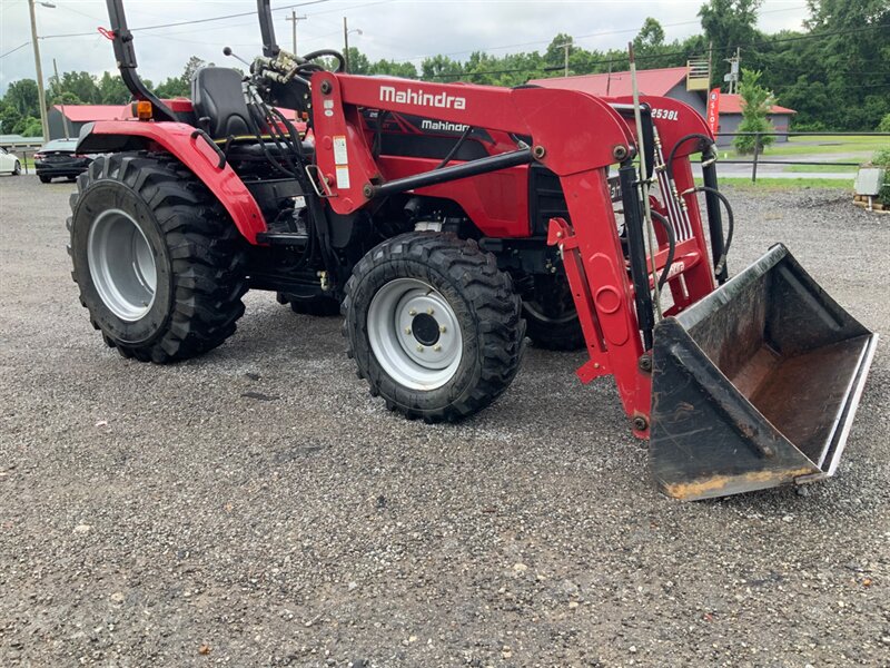 2018 MAHINDRA 2538 HST FRONT END LOADER  