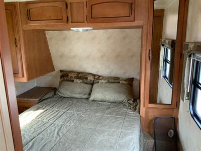 2011 Palomino PT31RDS BUMPER PULL CAMPER  PUMA - Photo 16 - Metropolis, IL 62960