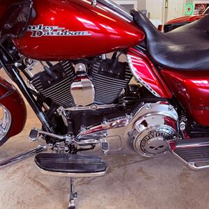 2013 Harley-Davidson Street Glide FLHX   - Photo 8 - Metropolis, IL 62960