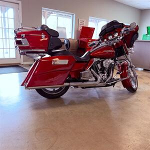 2013 Harley-Davidson Street Glide FLHX   - Photo 6 - Metropolis, IL 62960