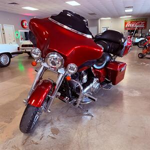 2013 Harley-Davidson Street Glide FLHX   - Photo 1 - Metropolis, IL 62960