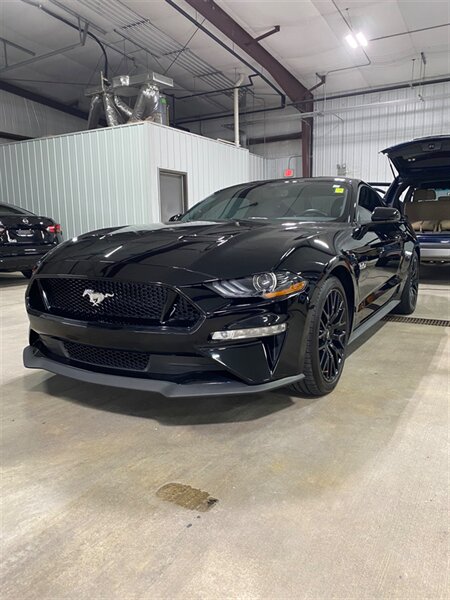 2020 Ford Mustang GT Premium  