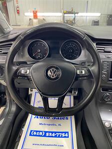 2017 Volkswagen Golf Alltrack TSI S 4Motion   - Photo 10 - Metropolis, IL 62960