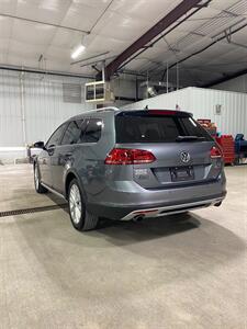 2017 Volkswagen Golf Alltrack TSI S 4Motion   - Photo 6 - Metropolis, IL 62960