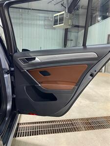 2017 Volkswagen Golf Alltrack TSI S 4Motion   - Photo 23 - Metropolis, IL 62960
