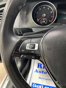 2017 Volkswagen Golf Alltrack TSI S 4Motion   - Photo 11 - Metropolis, IL 62960