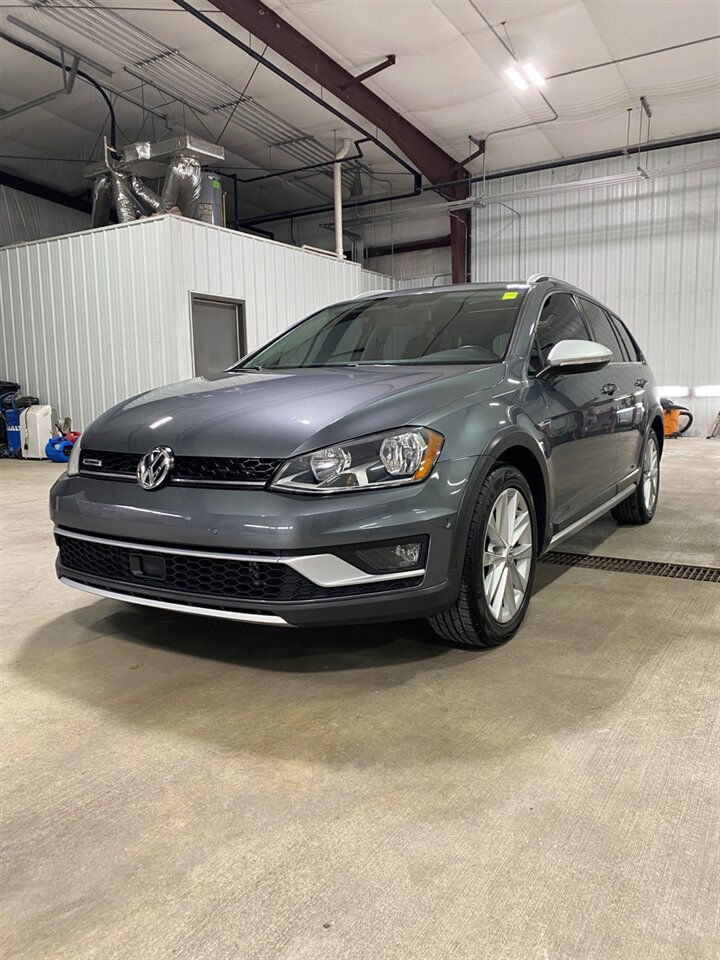 2017 Volkswagen Golf Alltrack Alltrack S