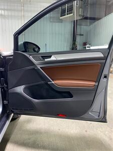 2017 Volkswagen Golf Alltrack TSI S 4Motion   - Photo 24 - Metropolis, IL 62960