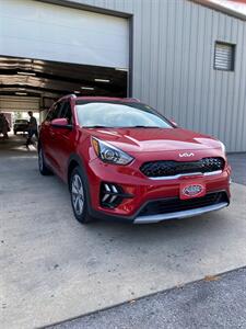 2022 Kia Niro LX - Photo 2 - Metropolis, IL 62960