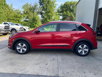 2022 Kia Niro LX - Photo 4 - Metropolis, IL 62960