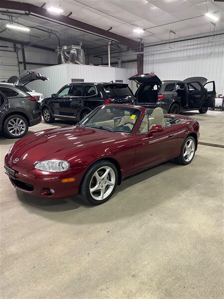 2003 Mazda MX-5 Miata  
