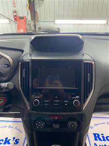 2019 Subaru Crosstrek 2.0i Premium   - Photo 13 - Metropolis, IL 62960