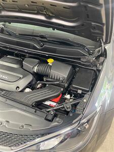 2018 Chrysler Pacifica Touring L   - Photo 29 - Metropolis, IL 62960