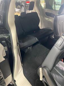 2018 Chrysler Pacifica Touring L   - Photo 20 - Metropolis, IL 62960