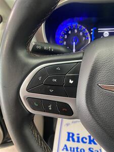 2018 Chrysler Pacifica Touring L   - Photo 10 - Metropolis, IL 62960