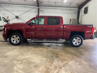 2017 Chevrolet Silverado 1500 LT - Photo 4 - Metropolis, IL 62960