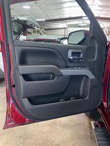 2017 Chevrolet Silverado 1500 LT - Photo 23 - Metropolis, IL 62960