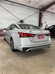 2023 Nissan Altima 2.5 SV   - Photo 6 - Metropolis, IL 62960