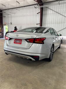 2023 Nissan Altima 2.5 SV   - Photo 7 - Metropolis, IL 62960