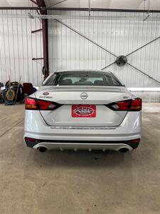 2023 Nissan Altima 2.5 SV   - Photo 8 - Metropolis, IL 62960