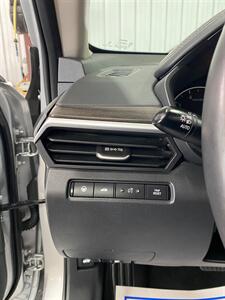 2023 Nissan Altima 2.5 SV   - Photo 17 - Metropolis, IL 62960