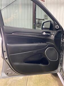 2019 Jeep Grand Cherokee Overland - Photo 25 - Metropolis, IL 62960