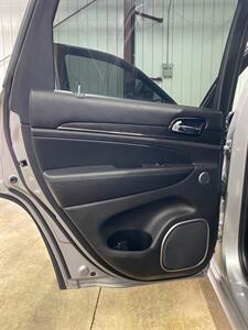 2019 Jeep Grand Cherokee Overland - Photo 24 - Metropolis, IL 62960
