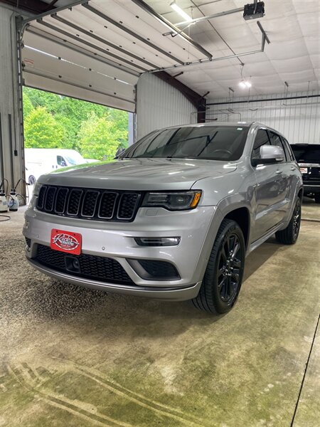 2019 Jeep Grand Cherokee Overland  