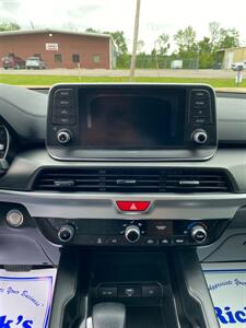 2021 Kia Telluride LX   - Photo 18 - Metropolis, IL 62960