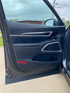 2021 Kia Telluride LX   - Photo 21 - Metropolis, IL 62960