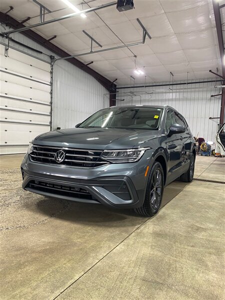 2022 Volkswagen Tiguan SE  