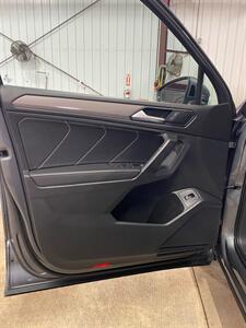 2022 Volkswagen Tiguan SE   - Photo 21 - Metropolis, IL 62960