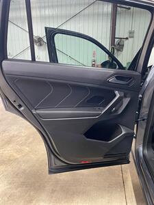 2022 Volkswagen Tiguan SE   - Photo 23 - Metropolis, IL 62960