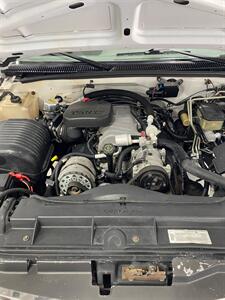 1996 Chevrolet C3500 Cheyenne   - Photo 27 - Metropolis, IL 62960