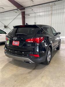 2017 Hyundai Santa Fe 2.4L SPORT - Photo 5 - Metropolis, IL 62960